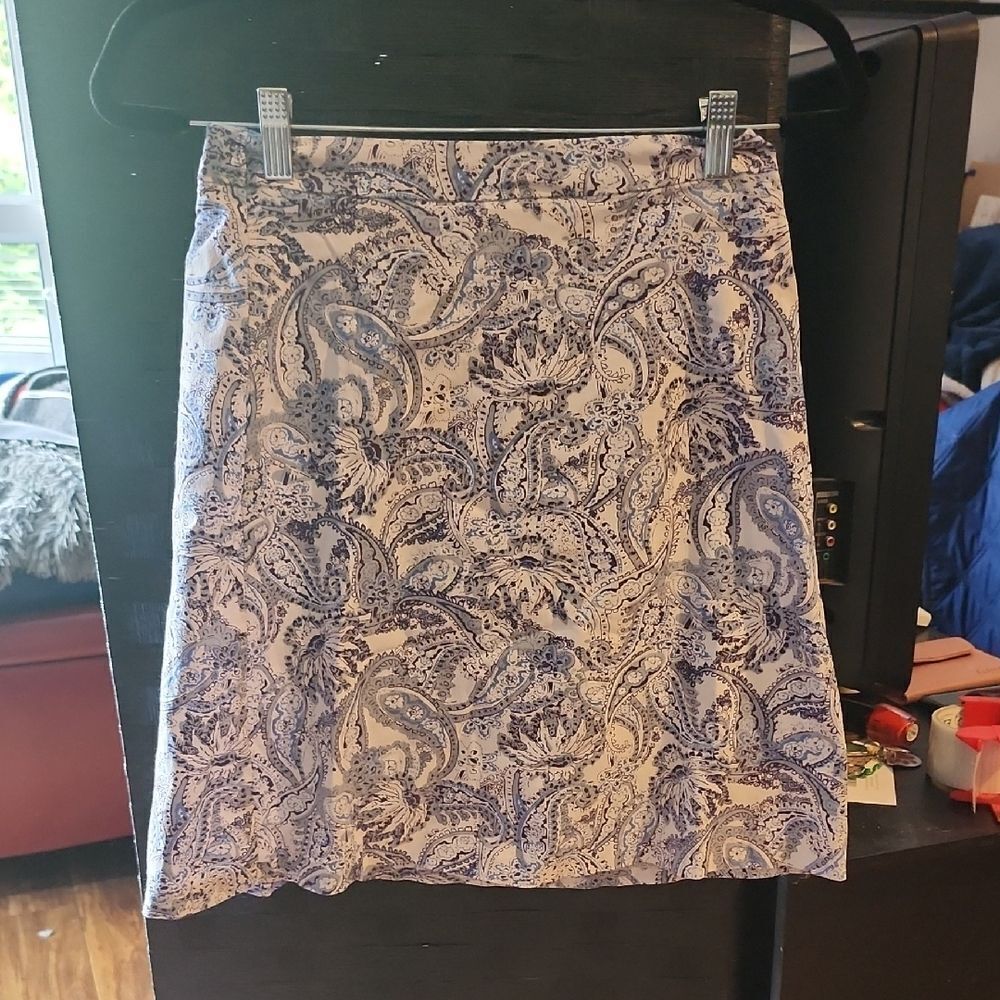 Margaret M Blue and White Paisley A-Line Skirt Size XS